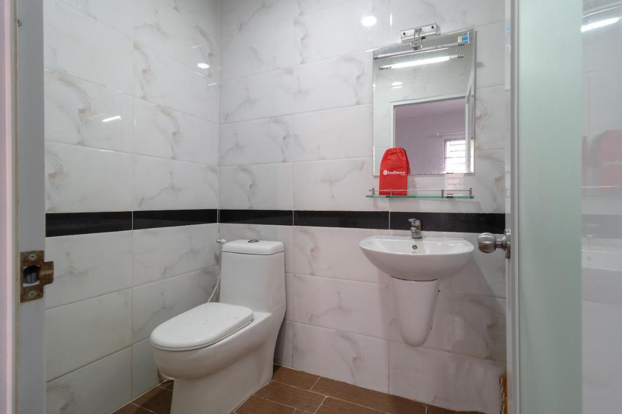 Reddoorz Near Tan Huong Market Ciudad Ho Chi Minh  Exterior foto